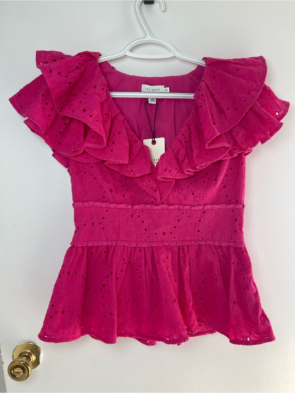 Ted Baker Women’s fuchsia Eyelet Ruffle Peplum Top Size 2 100% Cotton NWT